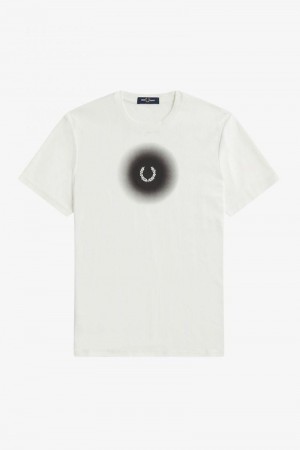 Fred Perry Ombre Graphic Men T Shirts White | 2031AOJTM