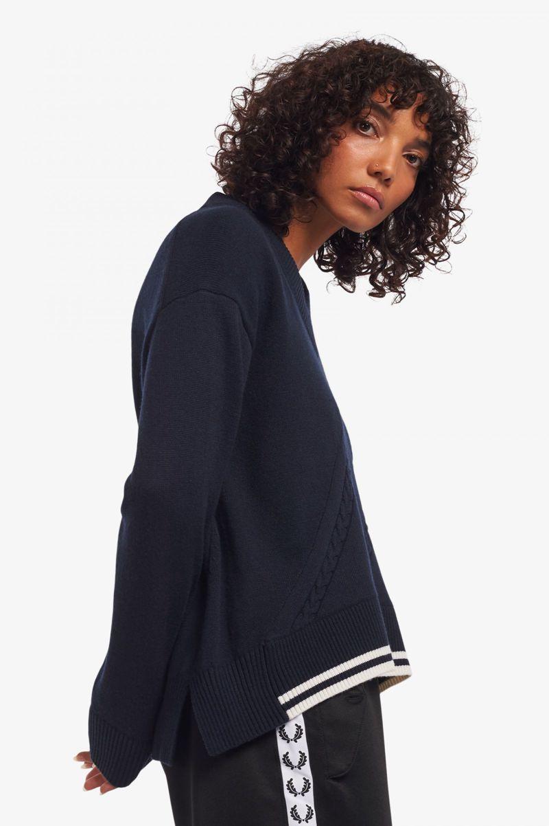 Fred Perry Split Hem Cable Knit Jumper Women Knitwear Navy | 5026EMOSH