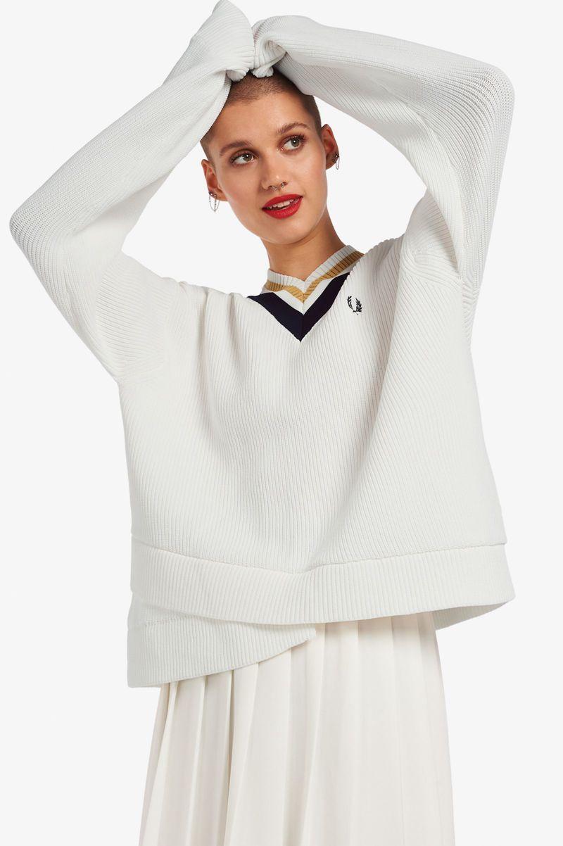 Fred Perry Tipped V-Neck Jumper Women Knitwear White | 7412SCIPF