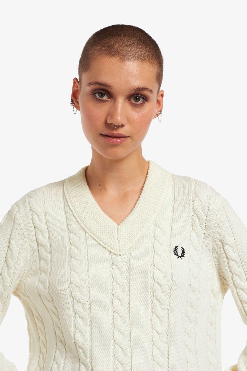 Fred Perry V-Neck Cable Knit Jumper Women Knitwear White | 4216ORMSB