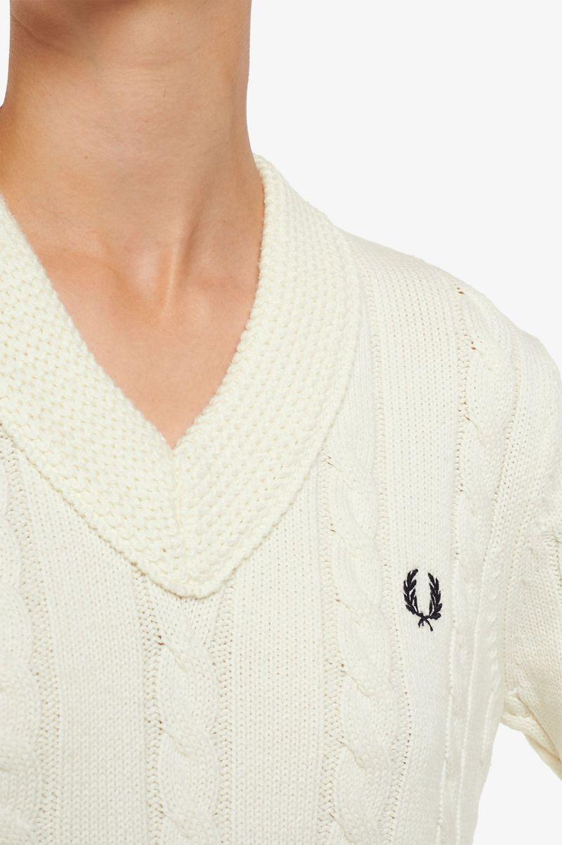 Fred Perry V-Neck Cable Knit Jumper Women Knitwear White | 4216ORMSB